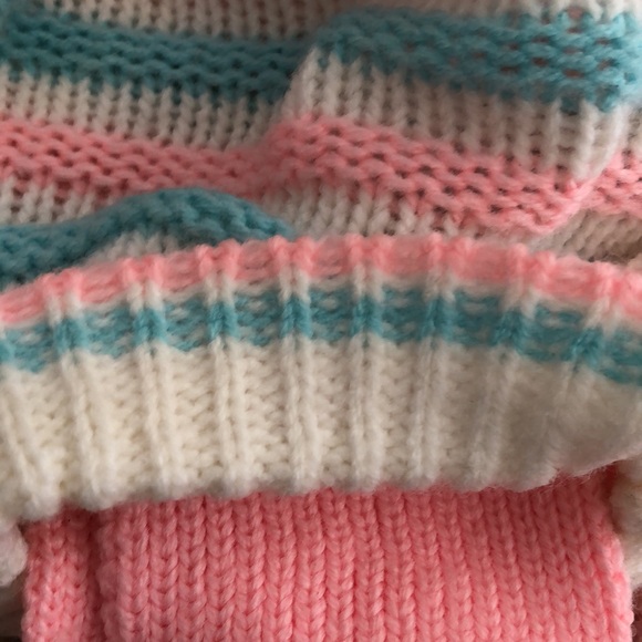 NWOT BABY KNIT HAT ear flaps and pom pom tie pink  white blue 0-3 months - Picture 11 of 12
